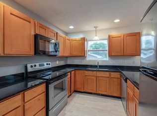 1537 S 19th St APT 1, Lincoln, NE 68502