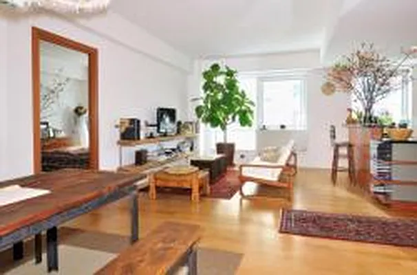 Rented by Great Jones Realty | media 32