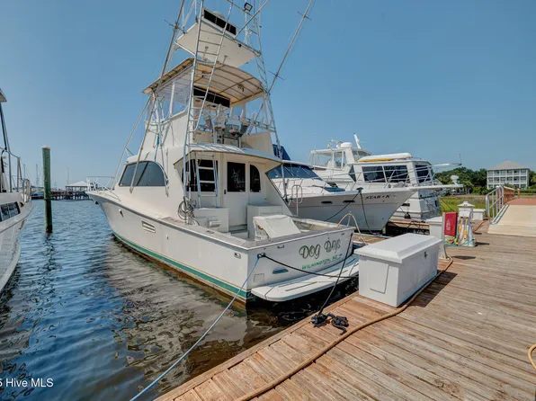 82 Harbour Point Yacht Club #C-82, Carolina Beach, NC 28428
