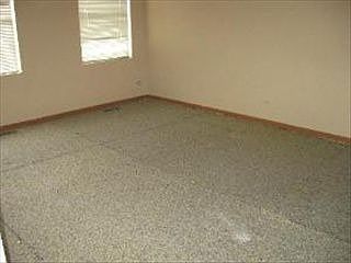5th image of 211 Acorn Dr
