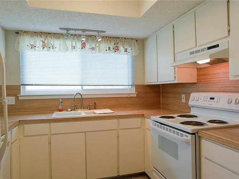 12902 Old San Antonio Rd #A — Photo 2