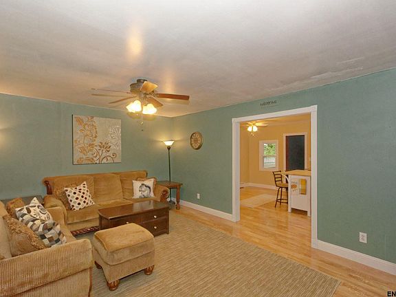 4th image of 18 Hamilton Pl #B