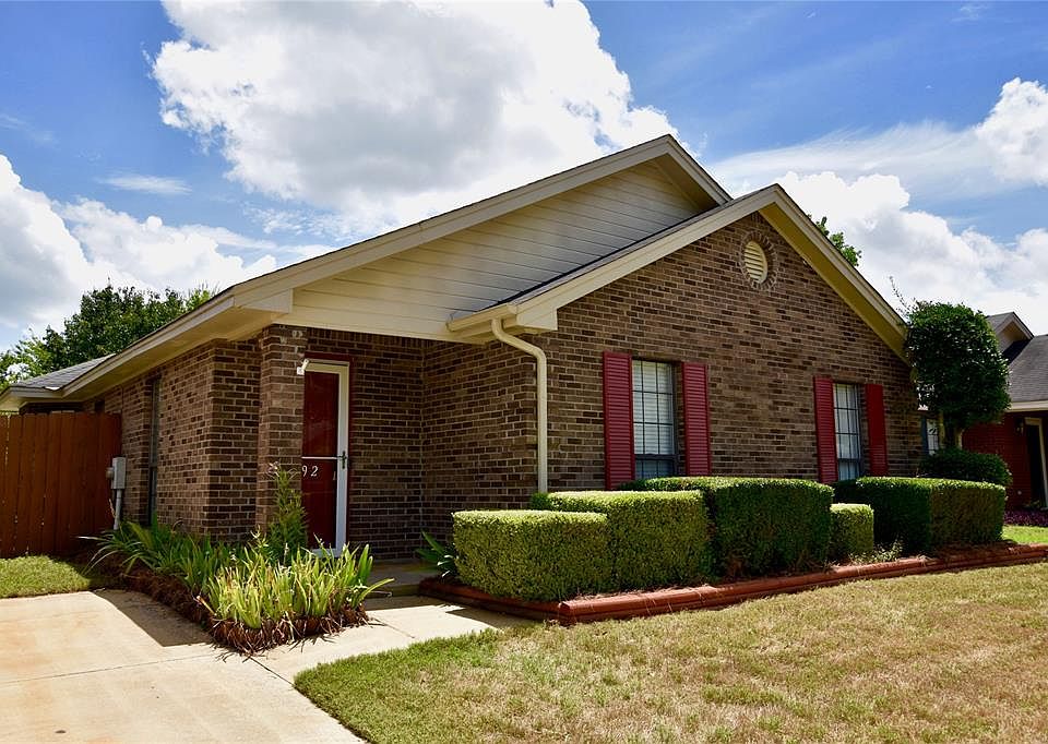 1st image of 6892 Brownwood Ln