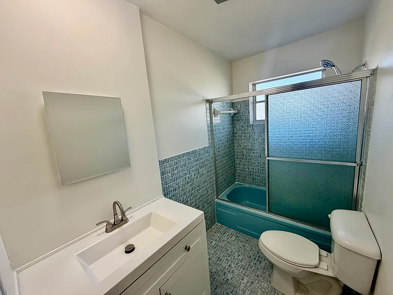 1000 NE 14th Ave #304 — Photo 8