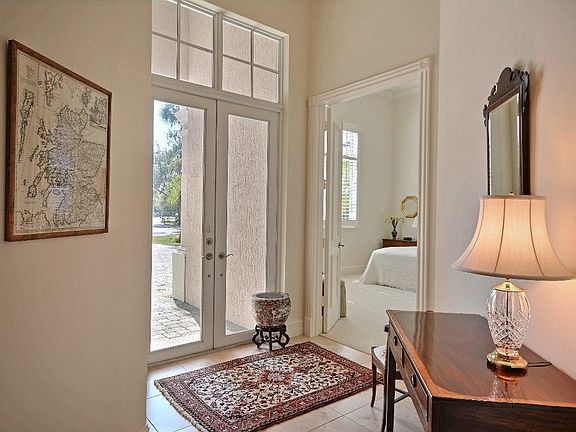 2nd image of 1616 Weybridge Cir