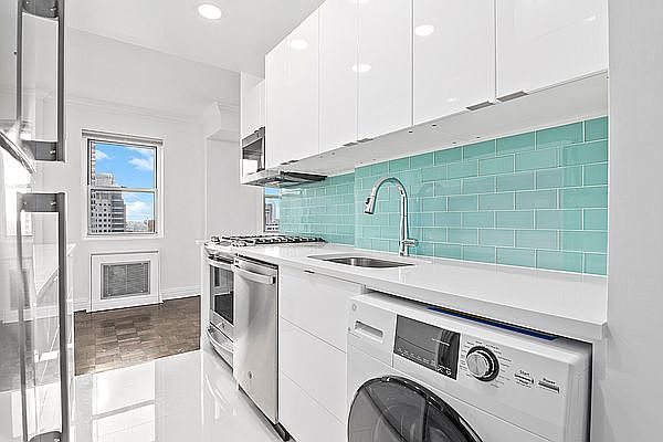 1st image of 301 E 66th St APT 17A
