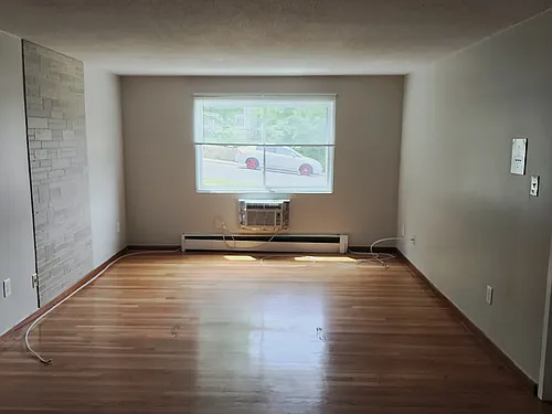14 Mount Pleasant St Photo 1