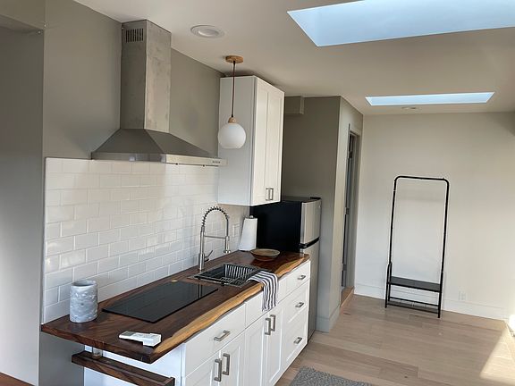 2nd image of 4019 Rhoda Ave