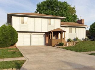 6537 SW 28th Ter, Topeka, KS 66614