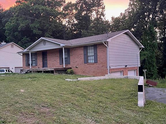 3rd image of 7021 Antler Ln