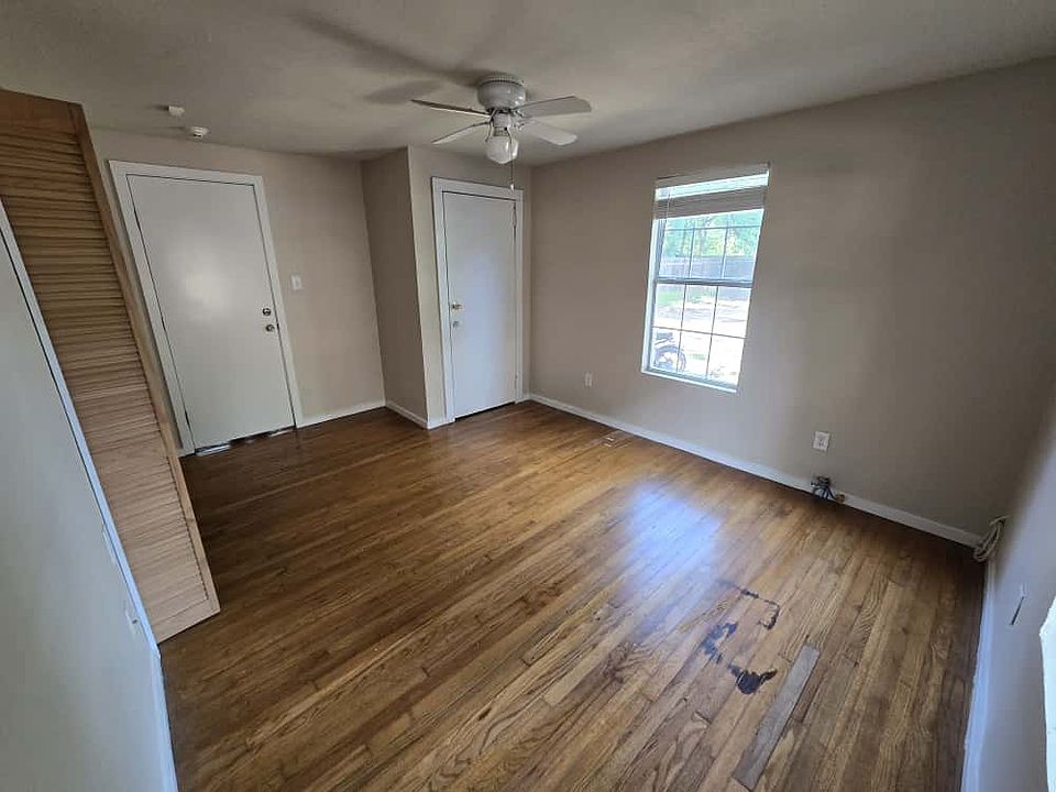 1st image of 3108 Govalle Ave