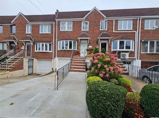 6627 Gray St, Middle Village, NY 11379