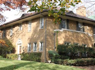920 Chestnut Ave, Wilmette, IL