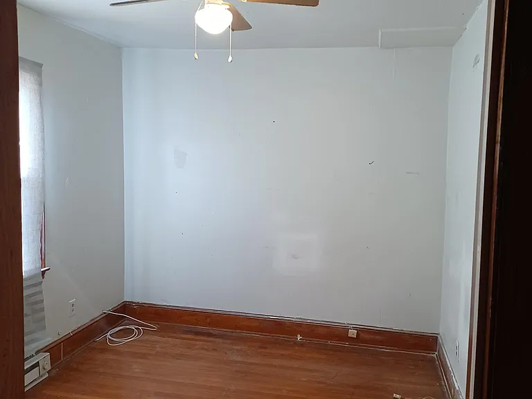102 Byrd St — Photo 15