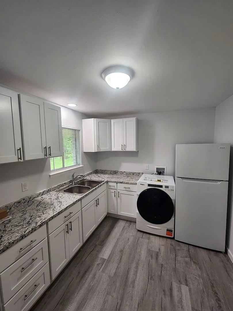 Chapel Hill/2BR Brookside Condo — Photo 1