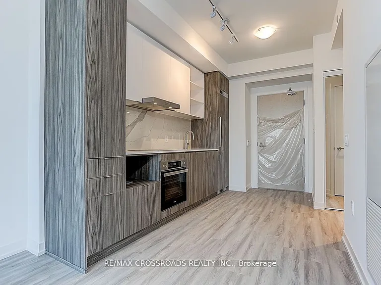 55 Cooper St #6906 — Photo 12