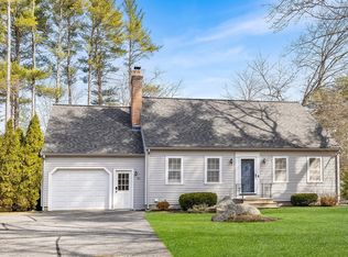 23 Warren St, Upton, MA 01568