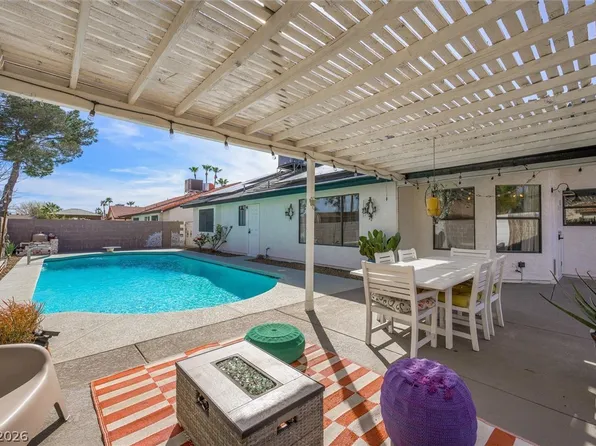 3709 Broxburn St, Las Vegas, NV 89108