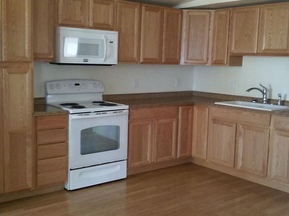 2nd image of 2659 3rd St #B