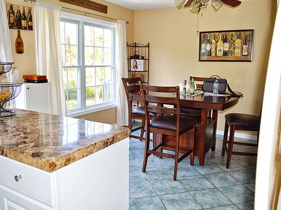 Eat in Kitchen