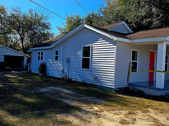 3rd image of 1150 Ramblin Rd