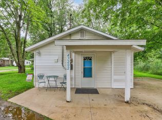 47202 N Sunset Cir, Bloomingdale, MI 49026