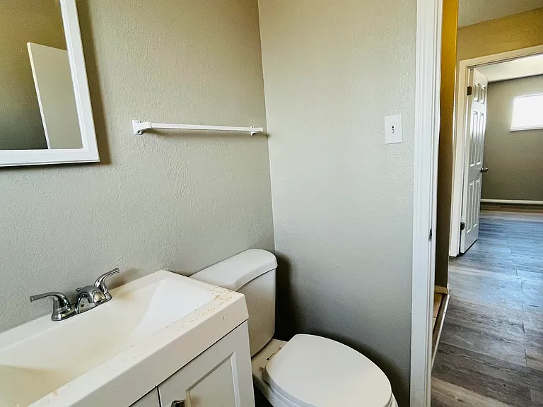 419 Dallas St SE #A — Photo 24