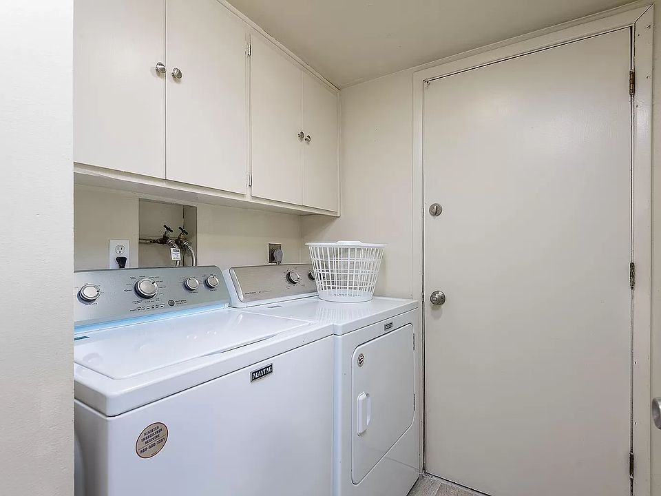 1st image of 635 E Manhatton Dr Room 4