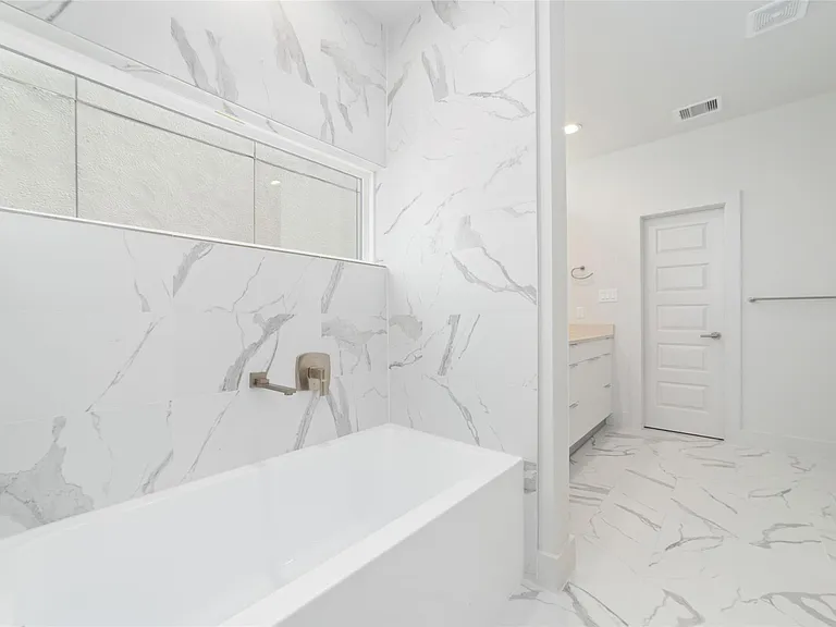 3007 Ventas Dr — Photo 30