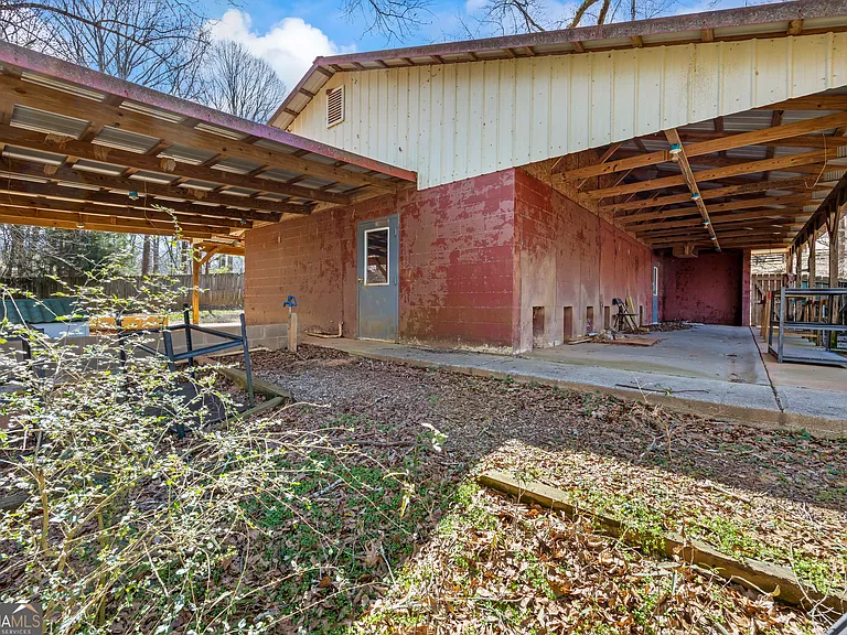2223 Salem Rd — Photo 58