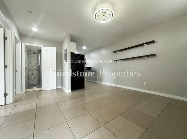 1930 Park St #A, Atlantic Beach, FL 32233