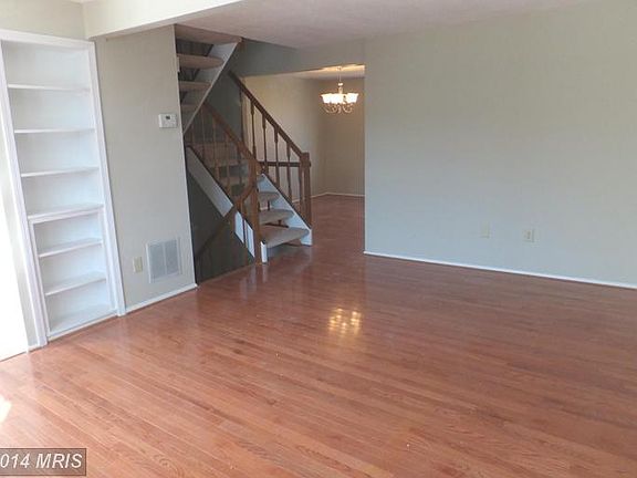3rd image of 5203 Pleasure Cove Ct
