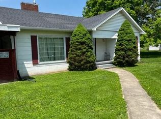 204 Hayes Station Rd, Falmouth, KY 41040