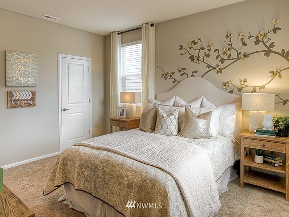 5th image of 3915 Jett Lane NE #59