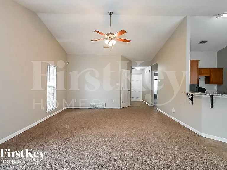 9181 Triple Crown Loop E — Photo 5