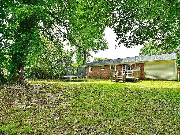 4 Blossom Dr — Photo 20