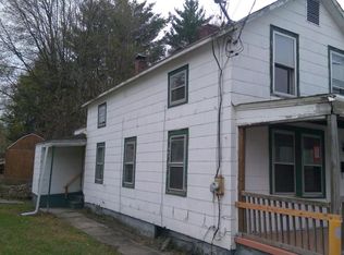 6 William St, Hudson Falls, NY 12839