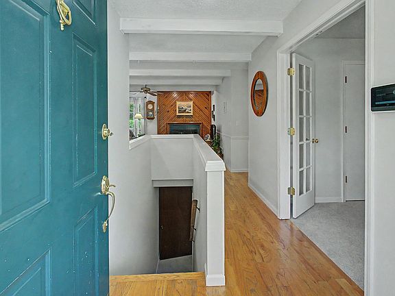 5th image of 1212 Haas Cir