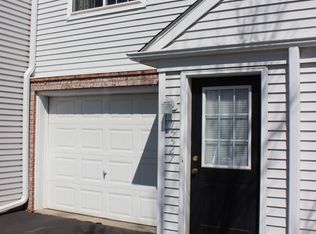 15527 Foghorn Ln, Apple Valley, MN 55124
