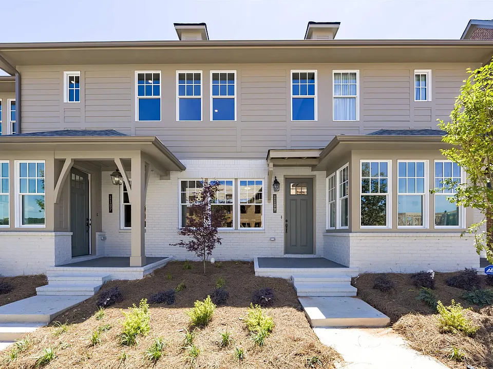 1109 Windsor Sq