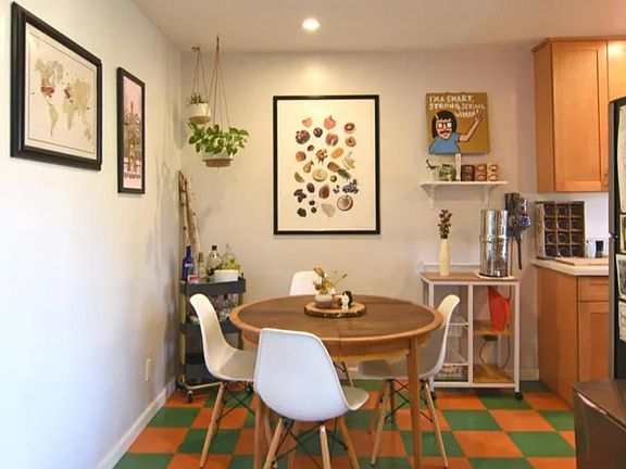 2nd image of 3827 Evans St #7