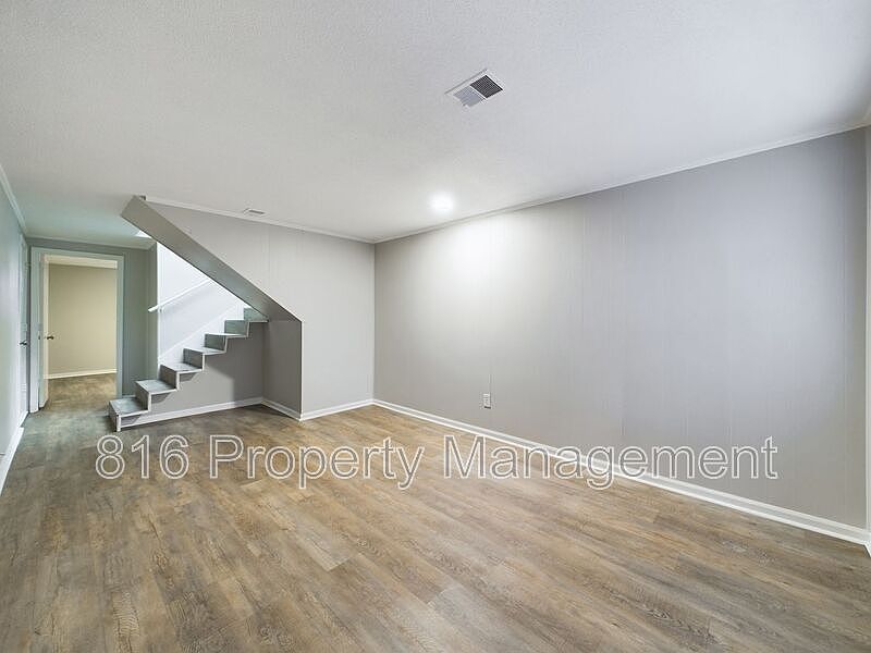 1st image of 4 & 6 Hawthorne Pl