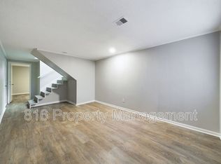 4 & 6 Hawthorne Pl, Independence, MO 64052