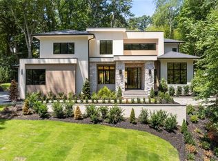 3910 Lake Forrest Dr NW, Atlanta, GA 30342