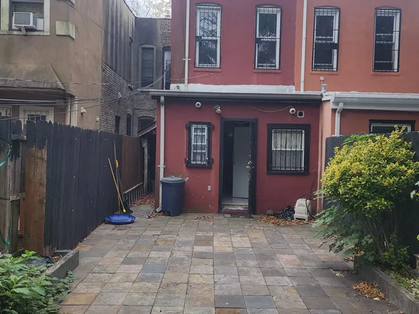 647 Saint Johns Place image 9 of 10