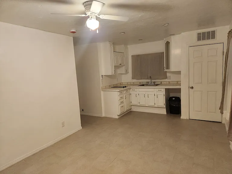 83319 Tourmaline Ave — Photo 2