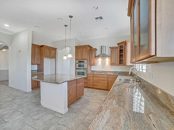 2nd image of 7702 N 84th Ln