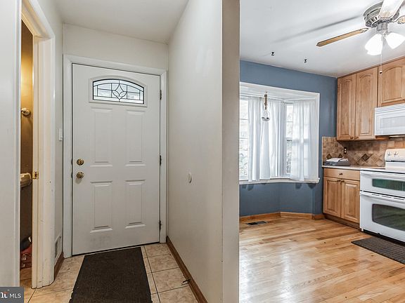 2nd image of 1751 Redgate Farms Ct