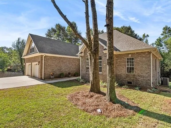 1530 Augusta Dr E, Mobile, AL 36695