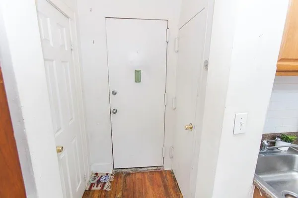 Rented by Nooklyn NYC LLC | media 66